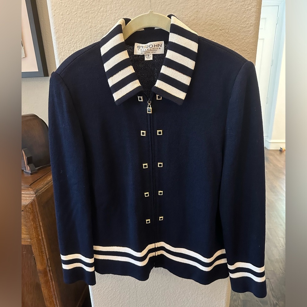 Navy blue and white St John’s Collection by Marie Gray size 12